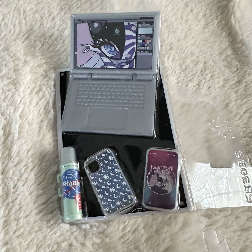 Rainbow High Shadow Zooey Electra Doll Outfit Accessories Cell Phone Case Laptop